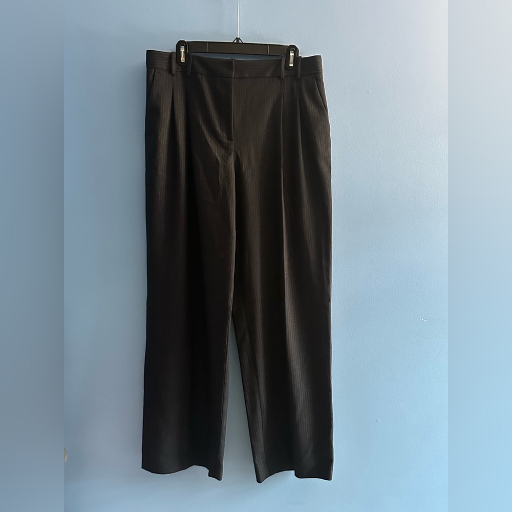Zara - Navy Blue Pinstriped Pleated Straight Leg Pants - Picture 10 of 11
